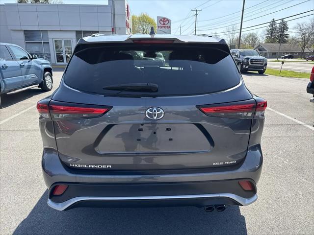 2022 Toyota Highlander XSE