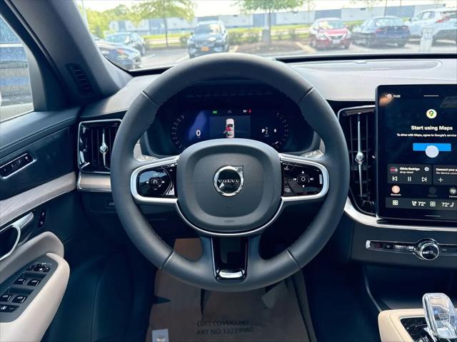 2026 Volvo XC90 Ultra, B6 AWD Gas (mild hybrid), Gasoline, Bright, 6 Seats