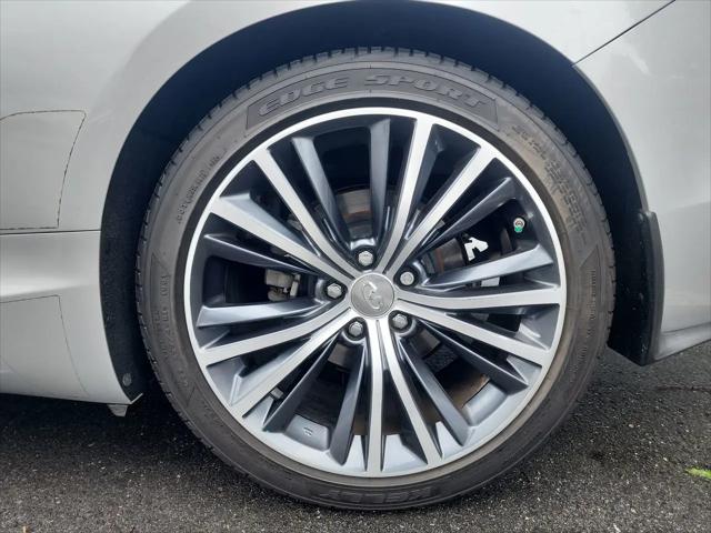 2019 INFINITI Q60 3.0t LUXE