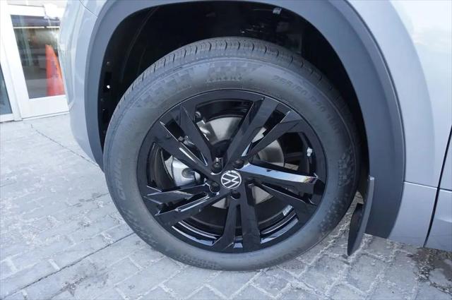 2026 Volkswagen Atlas Cross Sport SEL R-Line Black