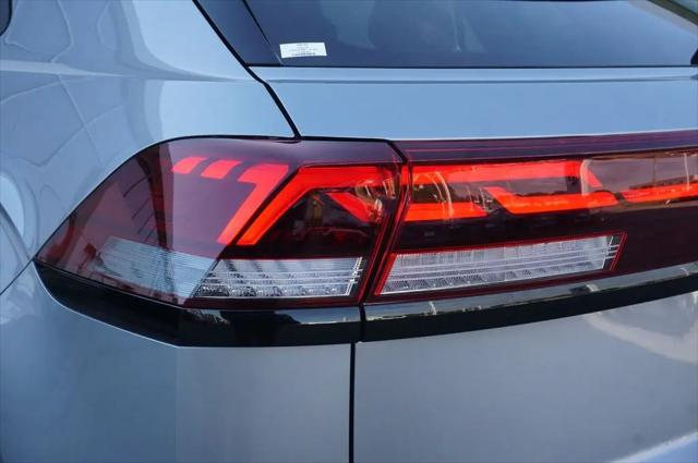 2026 Volkswagen Atlas Cross Sport SEL R-Line Black