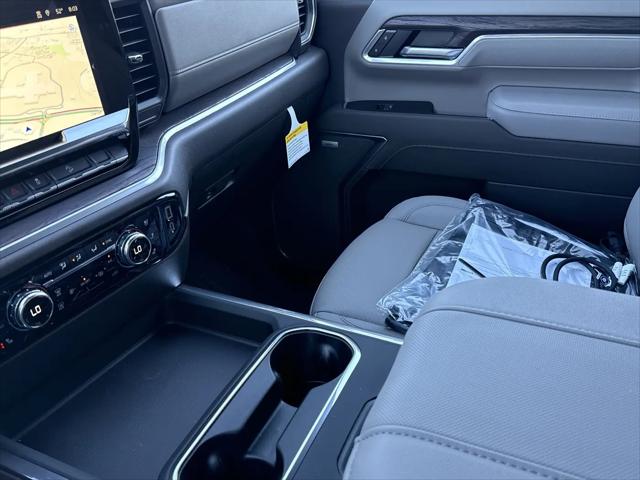 2026 GMC Sierra 2500HD Crew Cab, Standard Bed, SLT, 4WD