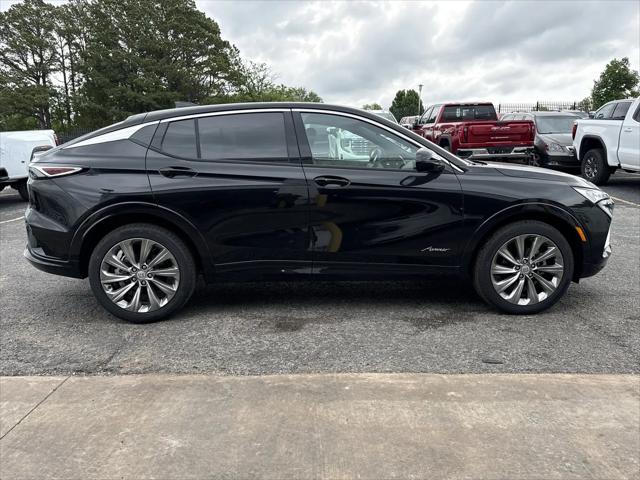 2026 Buick NV Avenir FWD