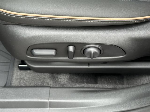 2026 Buick NV Avenir FWD