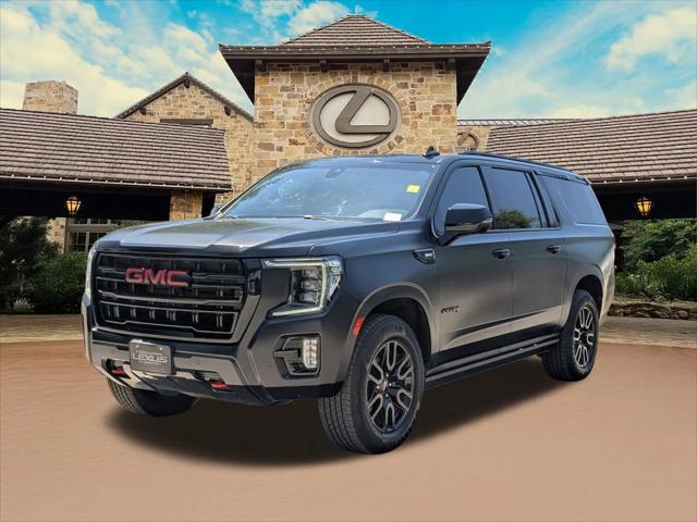 2022 GMC Yukon XL 4WD AT4