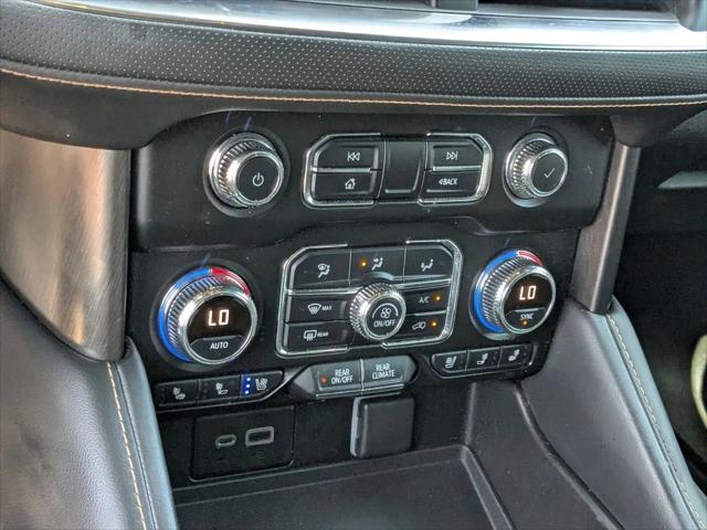 2022 GMC Yukon XL 4WD AT4