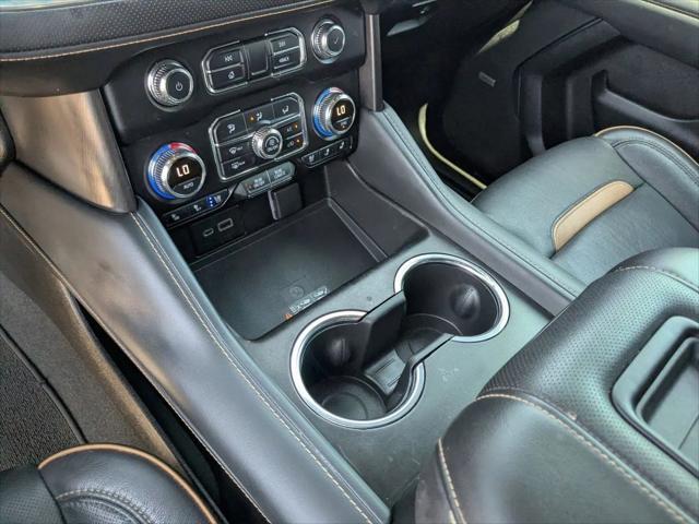 2022 GMC Yukon XL 4WD AT4