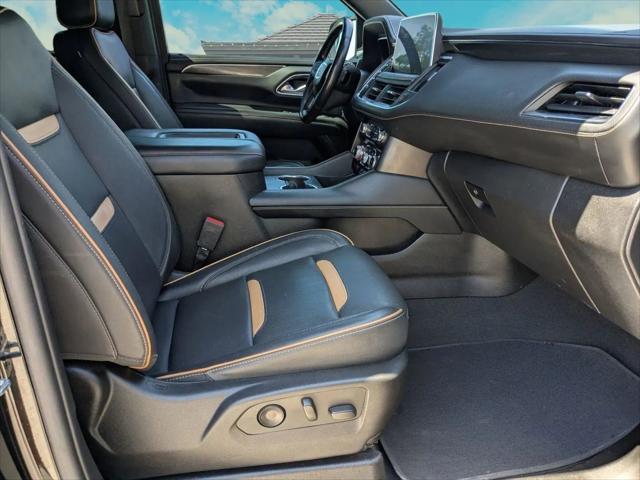 2022 GMC Yukon XL 4WD AT4