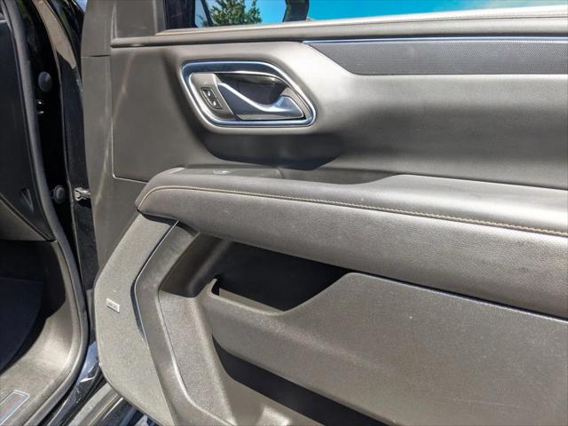 2022 GMC Yukon XL 4WD AT4