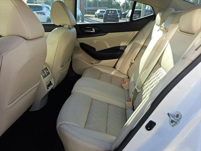 2023 Nissan Maxima Platinum Xtronic CVT