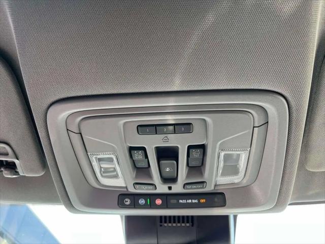 2026 GMC Sierra 1500 Crew Cab, Short Bed, SLT, 4WD