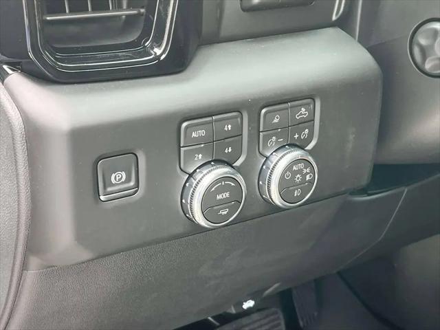 2026 GMC Sierra 1500 Crew Cab, Short Bed, AT4, 4WD