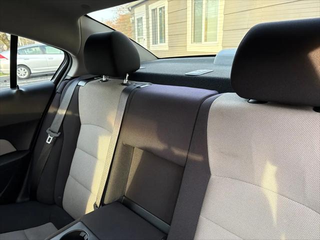 2012 Chevrolet Cruze LS
