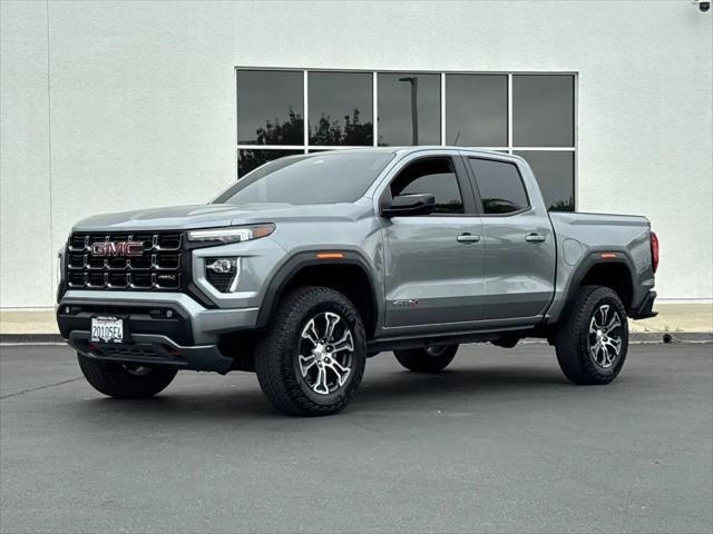2025 GMC Canyon 4WD AT4