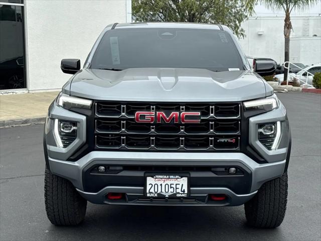 2025 GMC Canyon 4WD AT4