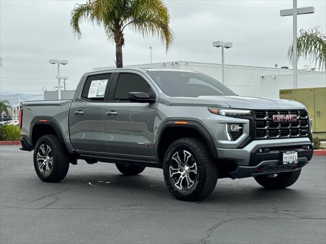2025 GMC Canyon 4WD AT4
