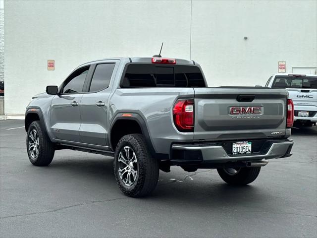 2025 GMC Canyon 4WD AT4