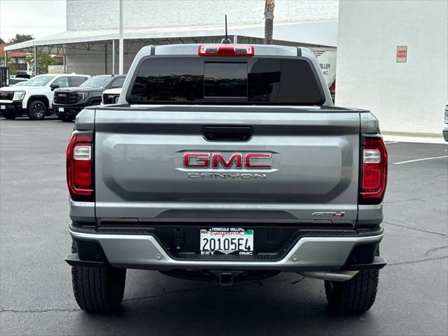 2025 GMC Canyon 4WD AT4