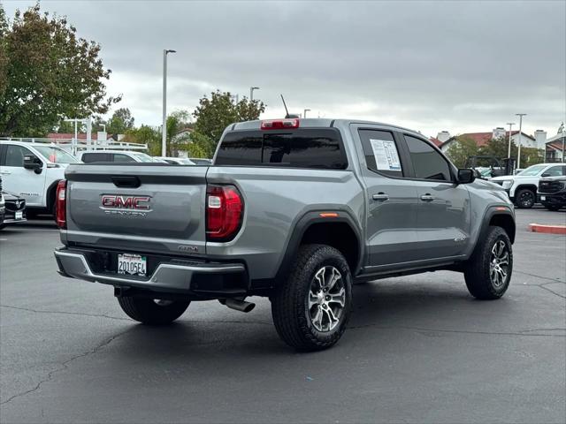 2025 GMC Canyon 4WD AT4