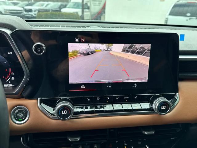 2025 GMC Canyon 4WD AT4