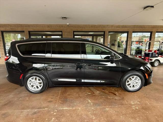 2021 Chrysler Voyager LXI