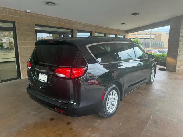 2021 Chrysler Voyager LXI