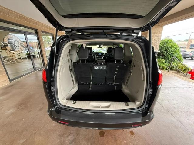 2021 Chrysler Voyager LXI