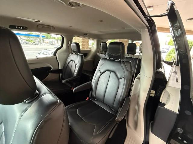 2021 Chrysler Voyager LXI