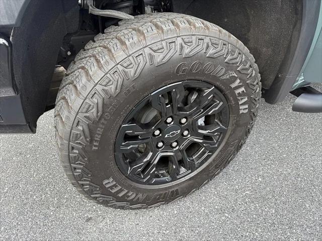 2026 Chevrolet Silverado 1500 4WD Crew Cab Short Bed ZR2