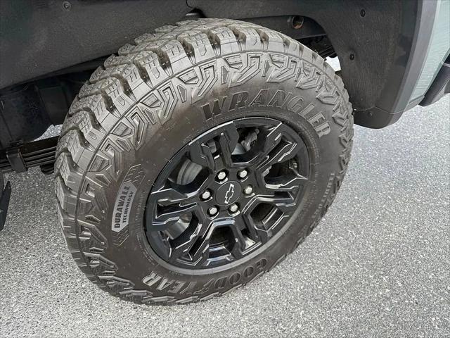 2026 Chevrolet Silverado 1500 4WD Crew Cab Short Bed ZR2