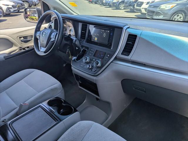 2017 Toyota Sienna LE 8 Passenger