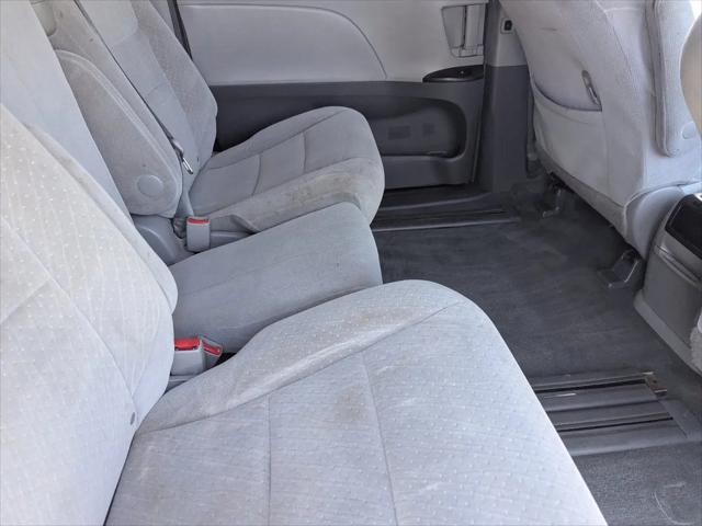 2017 Toyota Sienna LE 8 Passenger