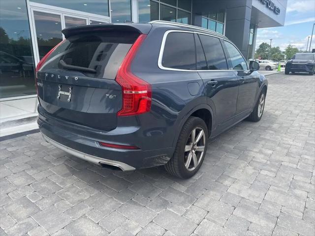 2021 Volvo XC90 T6 Momentum 6 Passenger