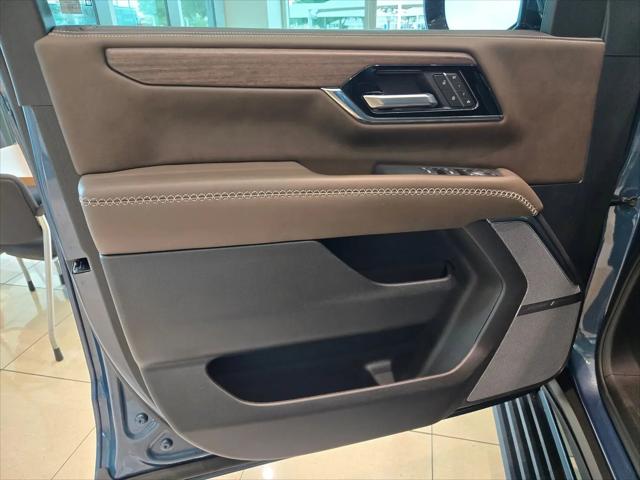 2025 GMC Yukon XL 4WD Denali Ultimate