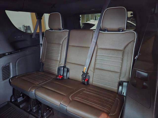 2025 GMC Yukon XL 4WD Denali Ultimate