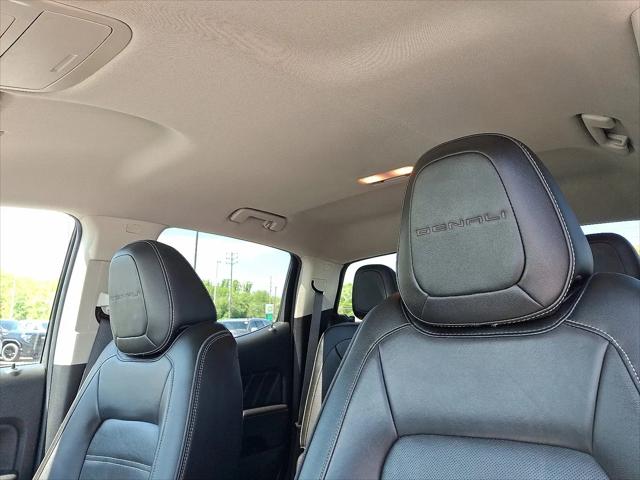 2022 GMC Canyon 4WD Crew Cab Short Box Denali