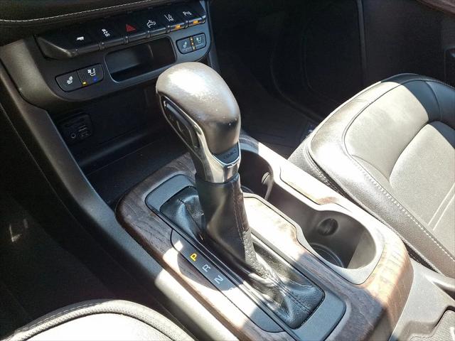 2022 GMC Canyon 4WD Crew Cab Short Box Denali