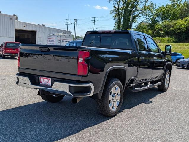 2023 Chevrolet Silverado 3500HD 4WD Crew Cab Standard Bed LTZ