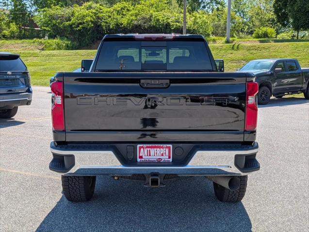 2023 Chevrolet Silverado 3500HD 4WD Crew Cab Standard Bed LTZ