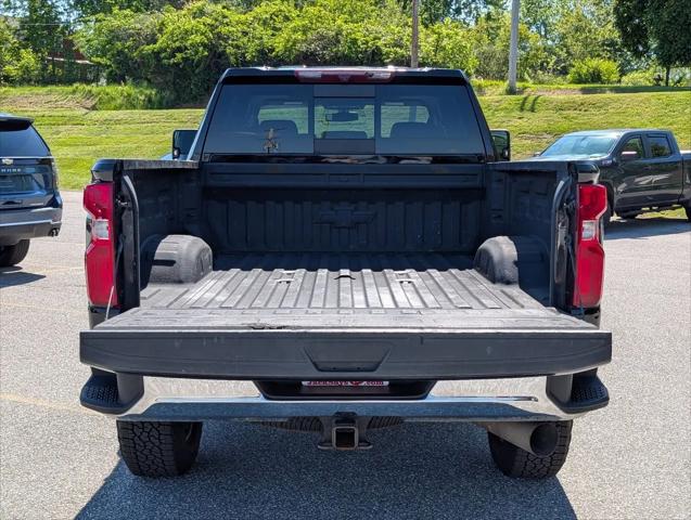 2023 Chevrolet Silverado 3500HD 4WD Crew Cab Standard Bed LTZ