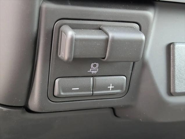 2026 Chevrolet Silverado 1500 4WD Crew Cab Standard Bed Custom Trail Boss
