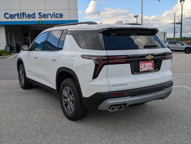 2026 Chevrolet Traverse FWD LT