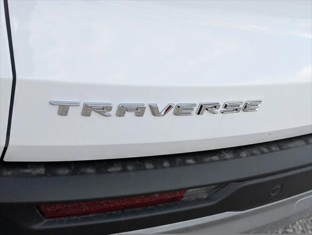 2026 Chevrolet Traverse FWD LT