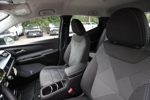2027 Chevrolet Bolt LT FWD