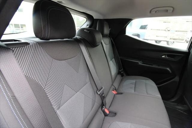 2027 Chevrolet Bolt LT FWD