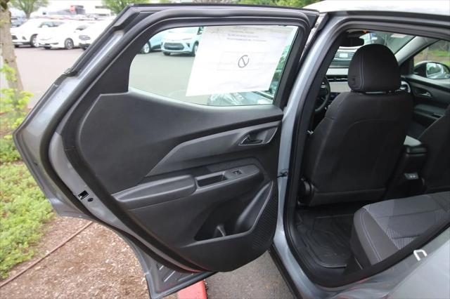 2027 Chevrolet Bolt LT FWD