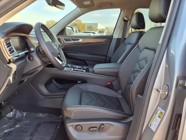 2026 Volkswagen Atlas SE with Technology