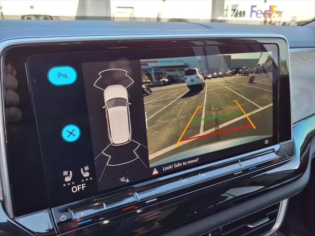 2026 Volkswagen Atlas SE with Technology