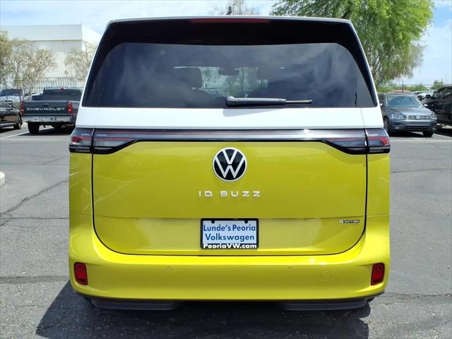 2025 Volkswagen ID. Buzz Pro S Plus with 4MOTION