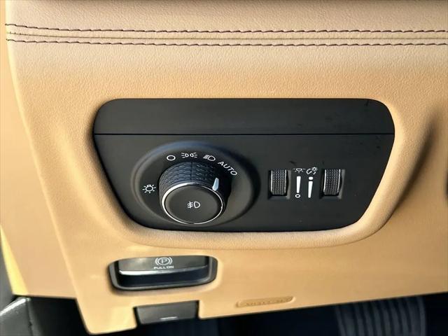 2022 Jeep Grand Cherokee Summit Reserve 4x4